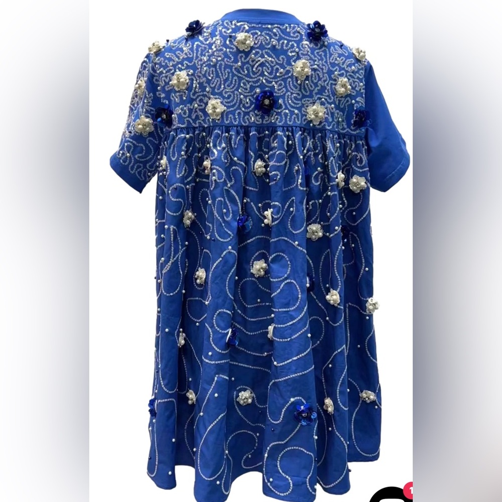 Queen of Sparkles - champagne tee dress - Picture 2 of 3